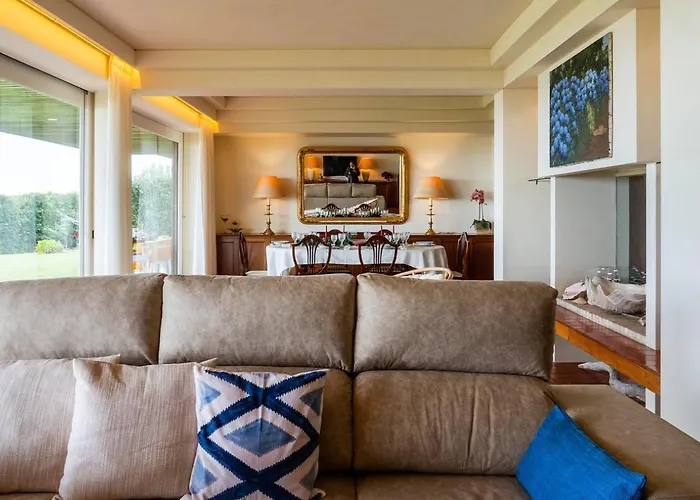 The Princess Ring View 펜션 *