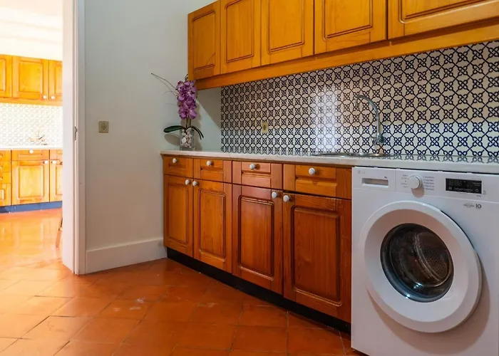 The Princess Ring View *